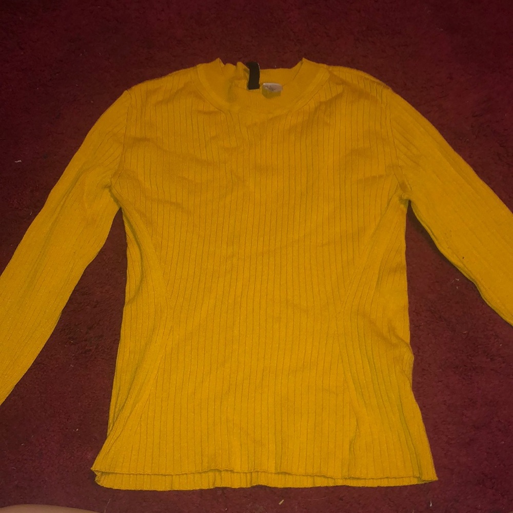 *H&M* long sleeve shirt* yellow* size s*